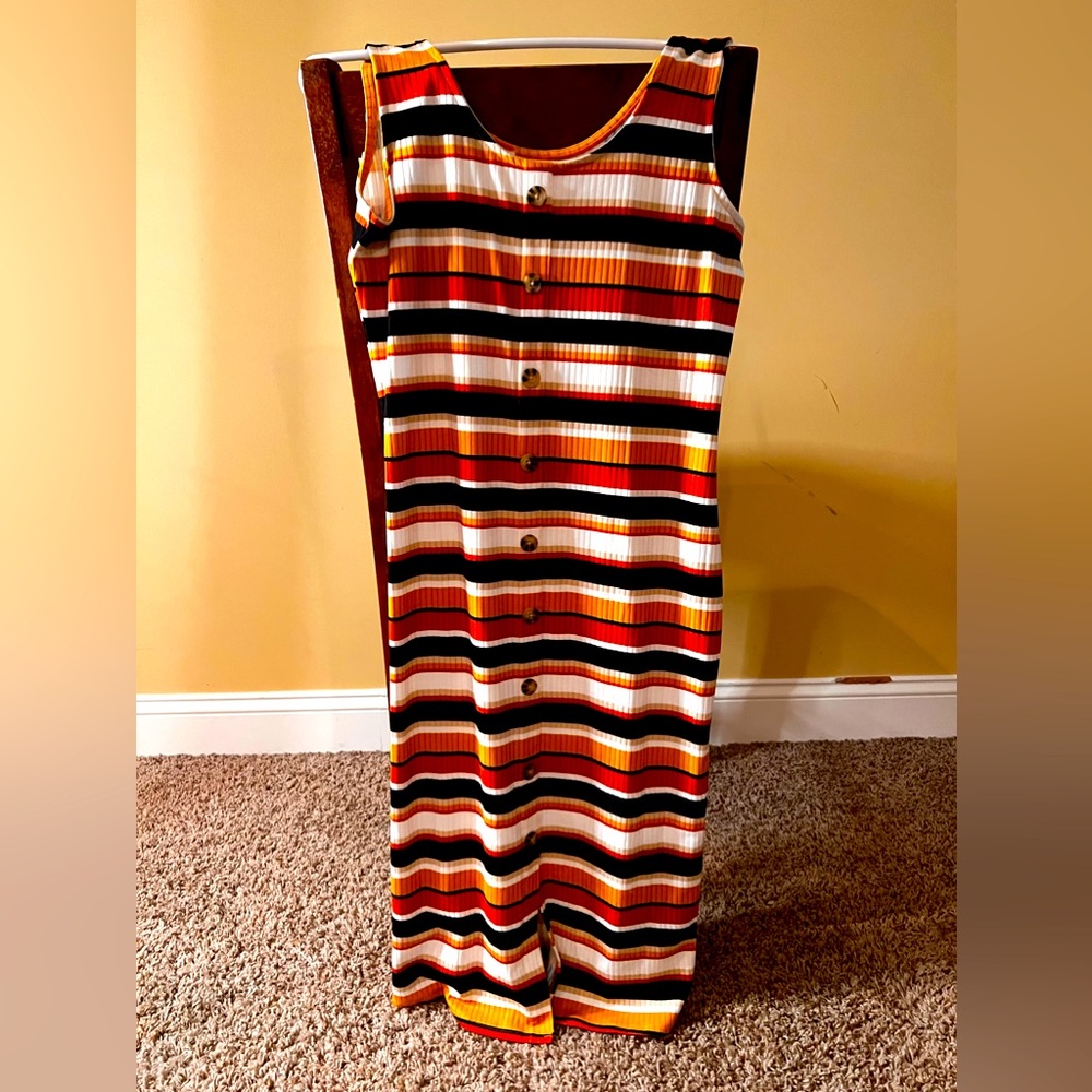 Striped midi strip with buttons